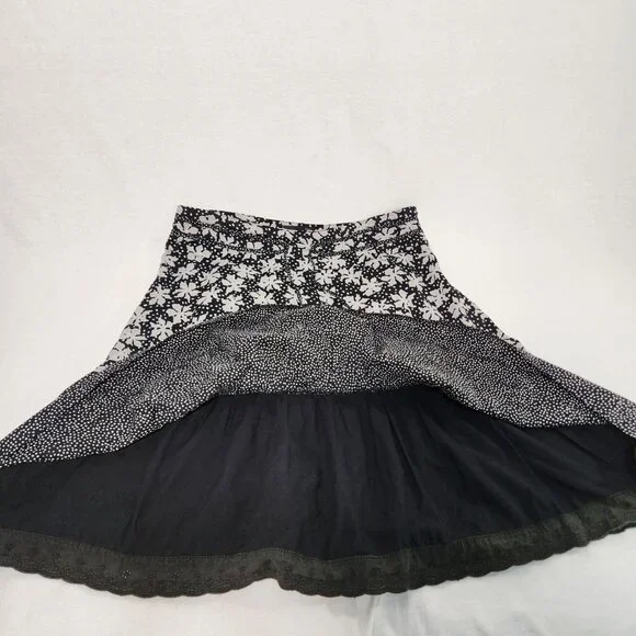 Vintage SOYA Cottagecore Flounce Black/Gray 2-Printed Skirt Size 40/8 Exc. Cond. - Picture 5 of 16